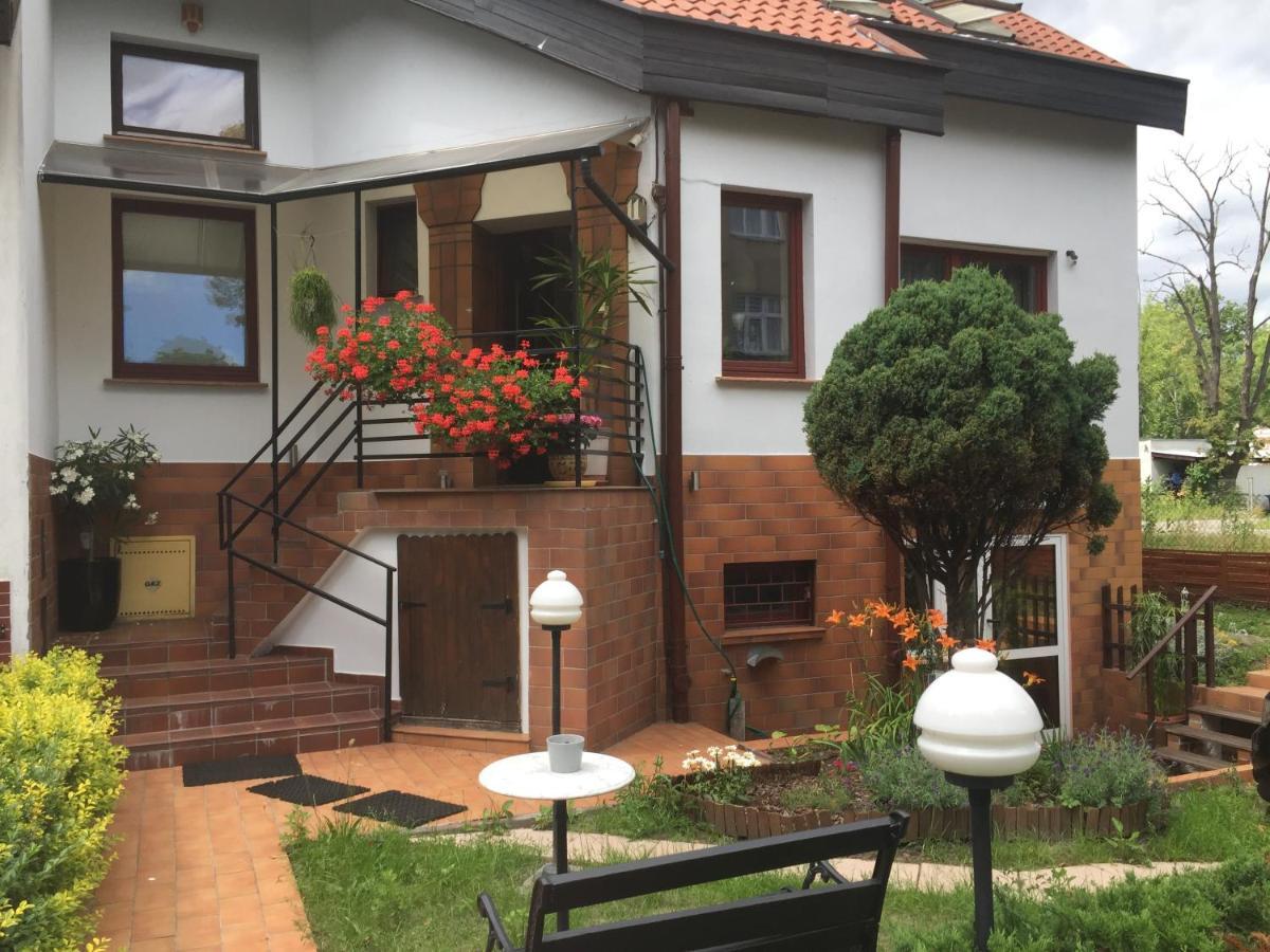 A-Piramida Lejlighed Wrocław Eksteriør billede