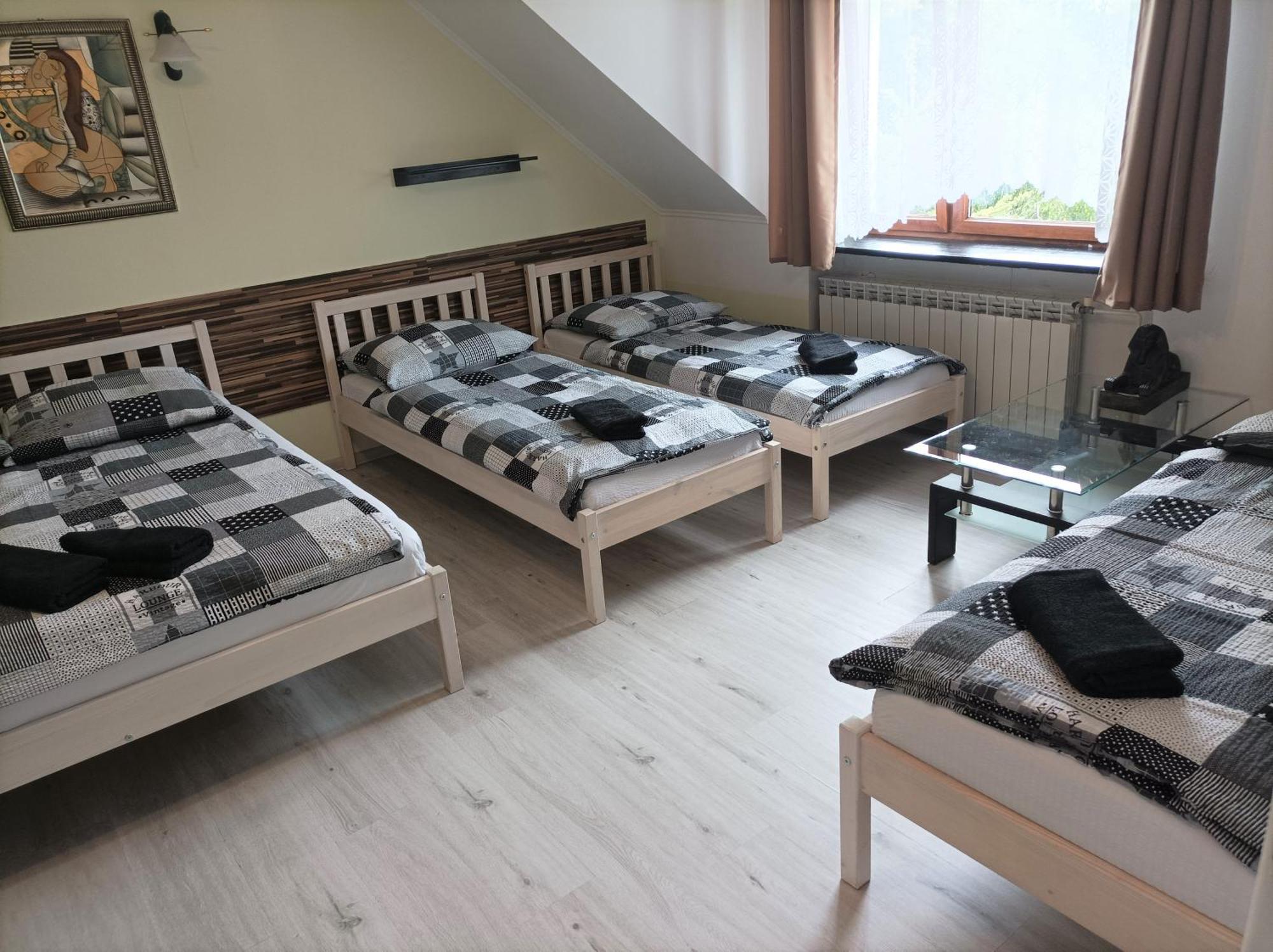 A-Piramida Lejlighed Wrocław Eksteriør billede